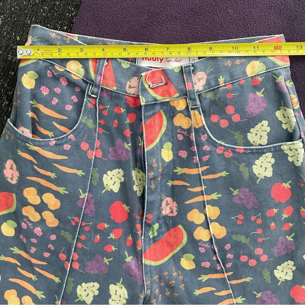 Lisa Says Gah Fruit and Veggie Print Jeans - Picture 7 of 8